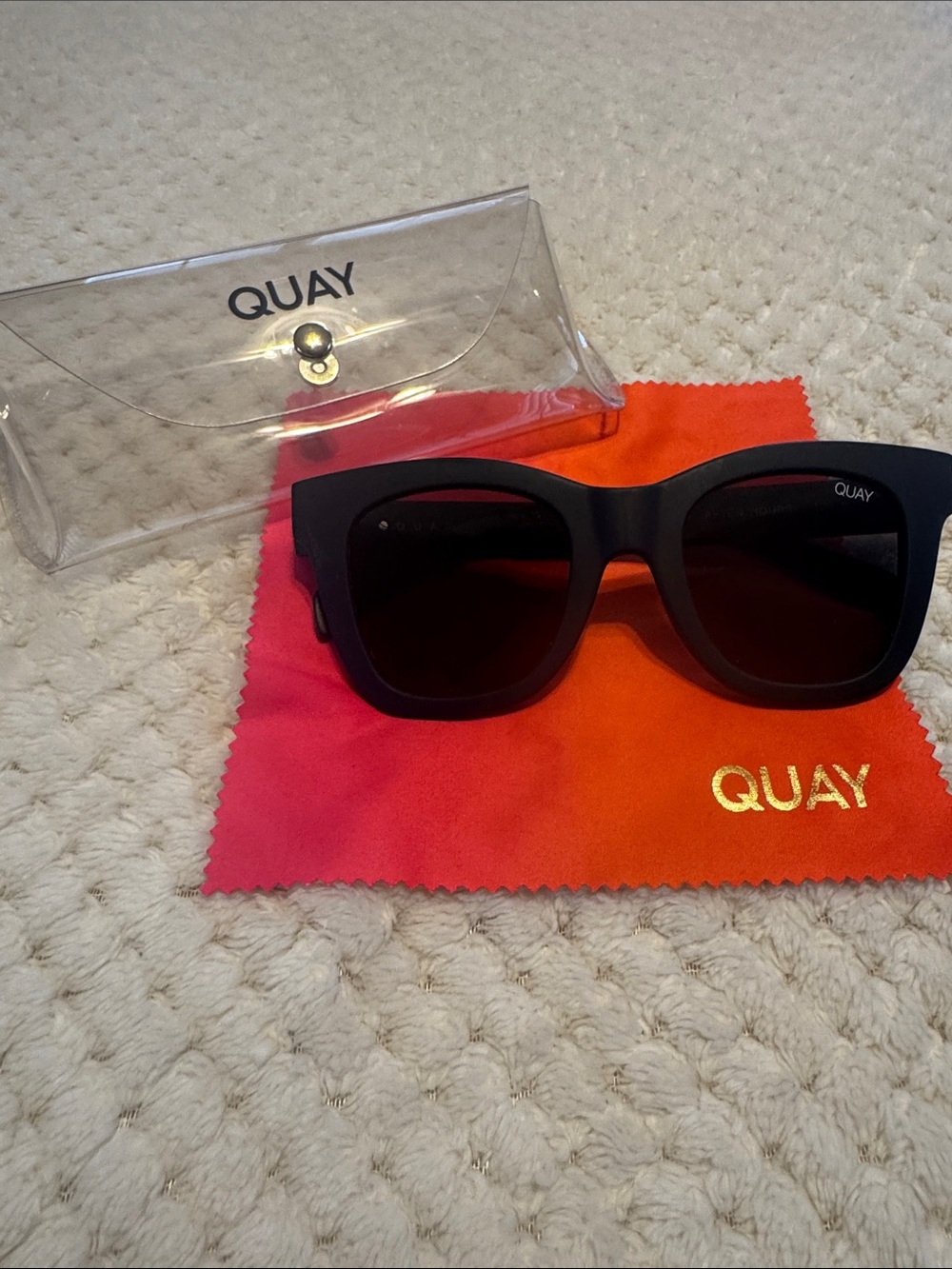 Quay Australia Black Matte Square Sunglasses with Dark Lenses